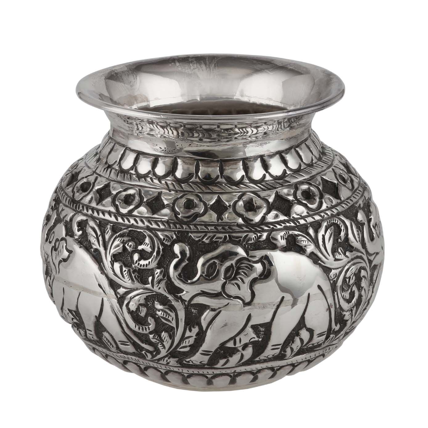 Antique Chombu
